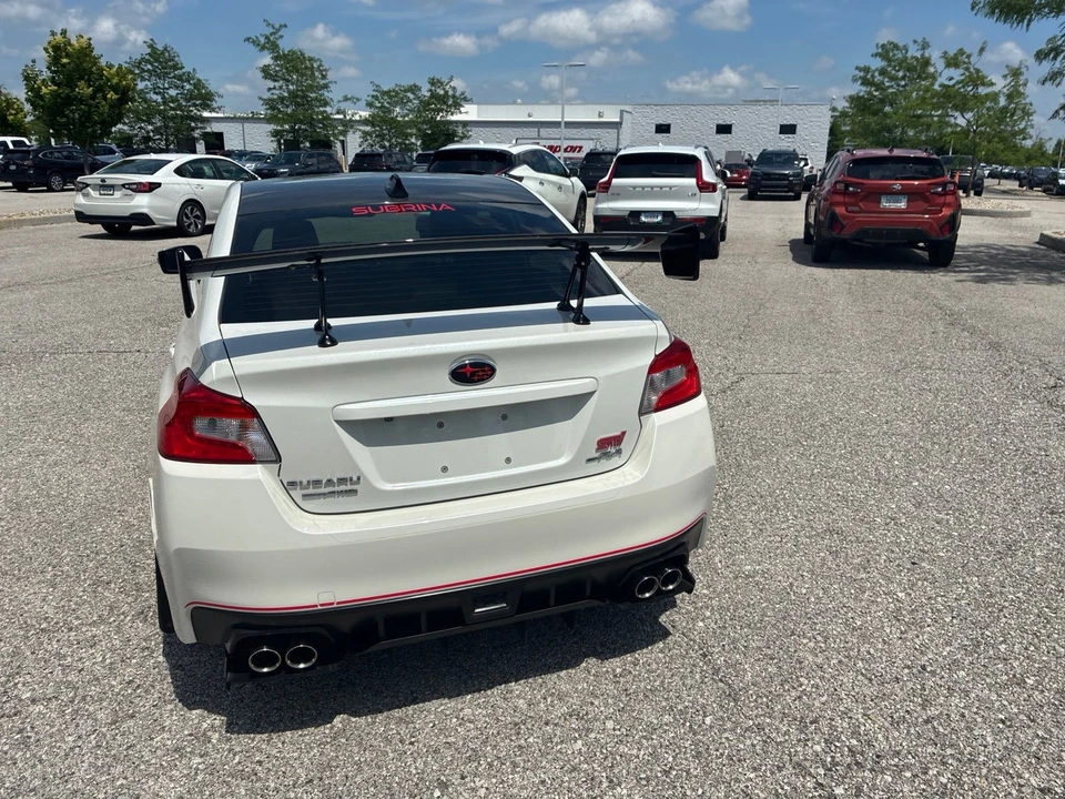 2018 Subaru Impreza WRX STi 4th Gen - Image 27 of 31