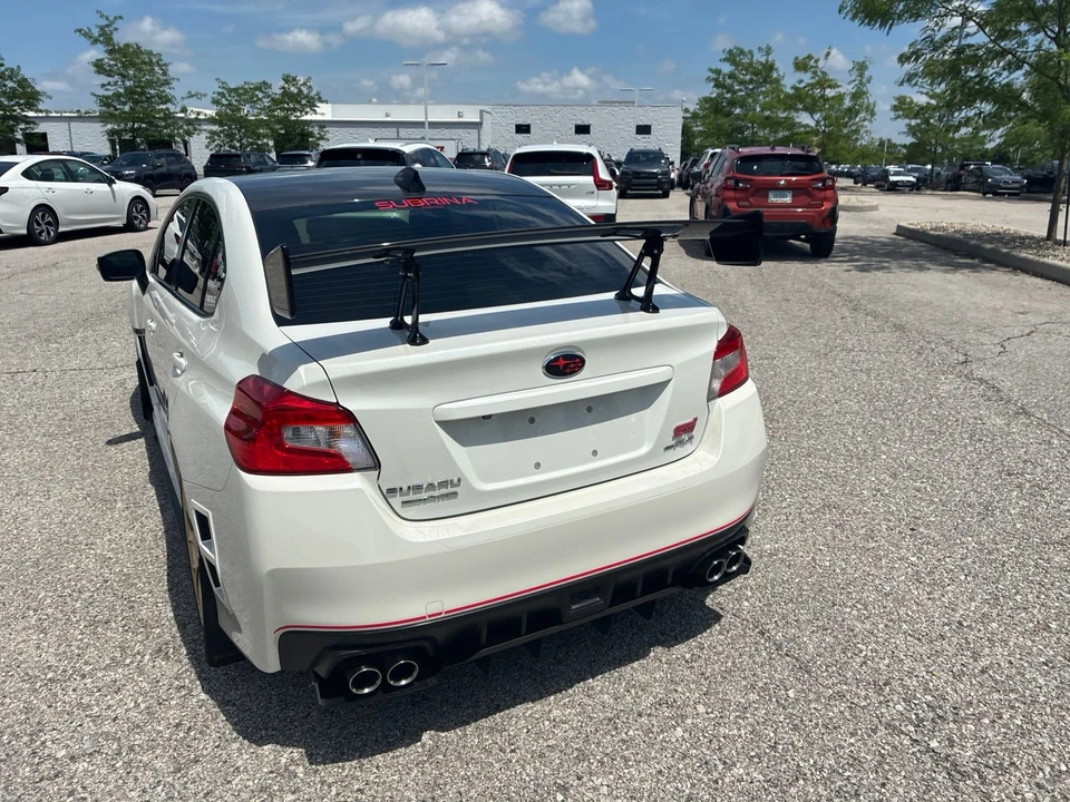 2018 Subaru Impreza WRX STi 4th Gen - Image 28 of 31