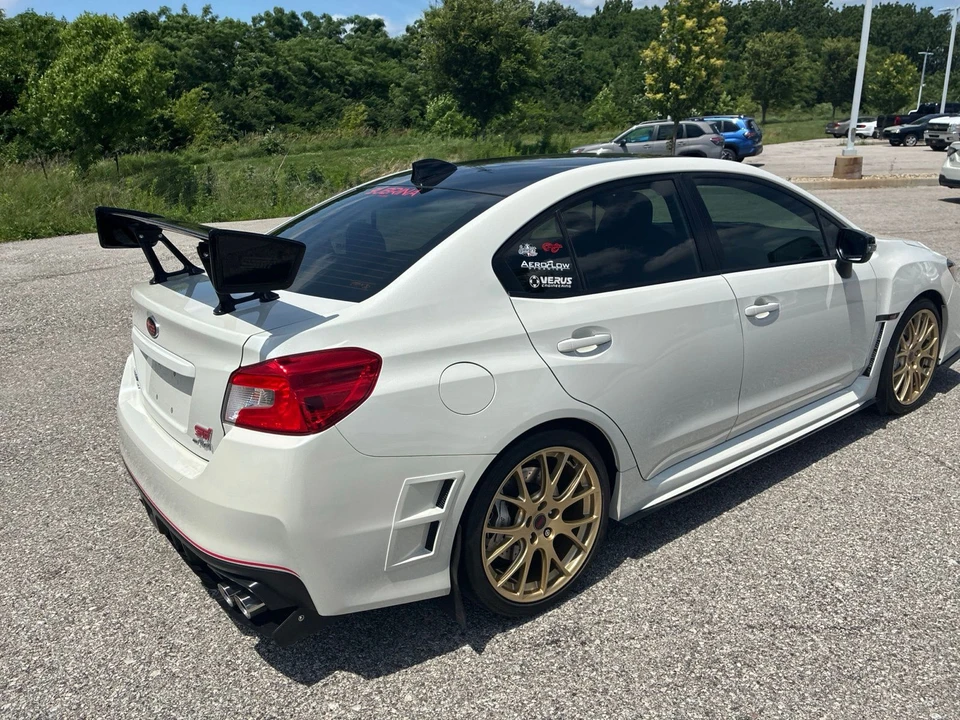 2018 Subaru Impreza WRX STi 4th Gen - Image 19 of 31