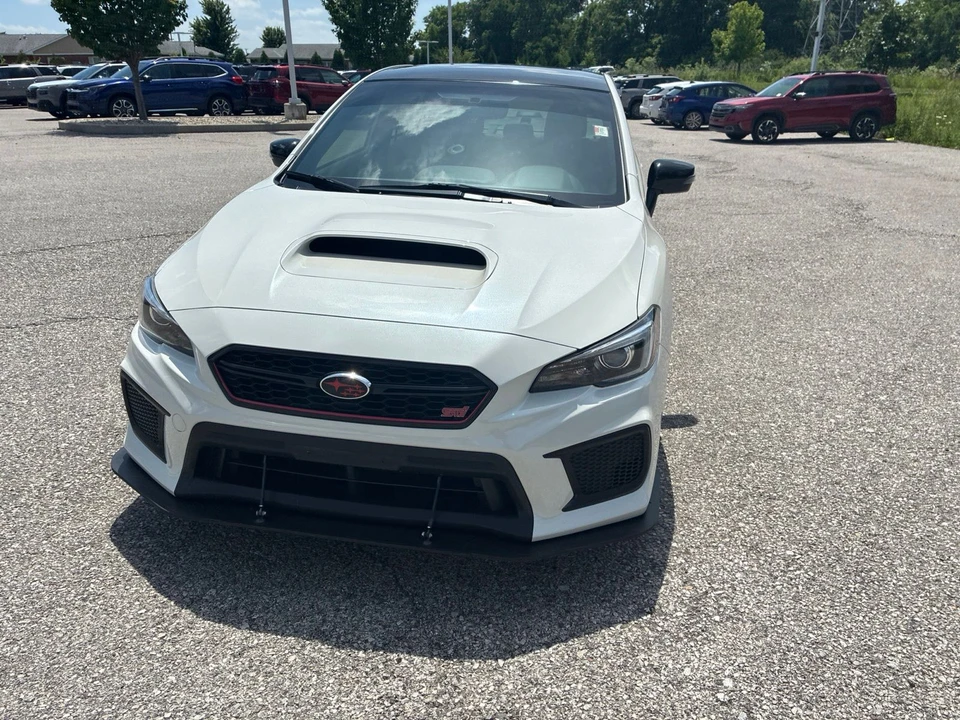2018 Subaru Impreza WRX STi 4th Gen - Image 5 of 31
