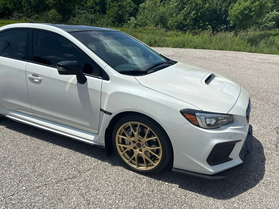 2018 Subaru Impreza WRX STi 4th Gen - Image 11 of 31