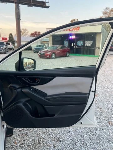 2018 Subaru Crosstrek 2nd Gen - Image 17 of 18