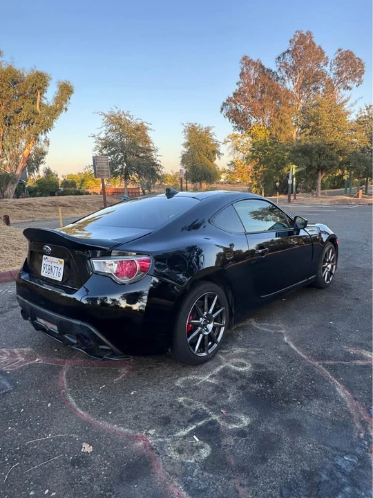 2018 Subaru BRZ 1st Gen - Image 2 of 10