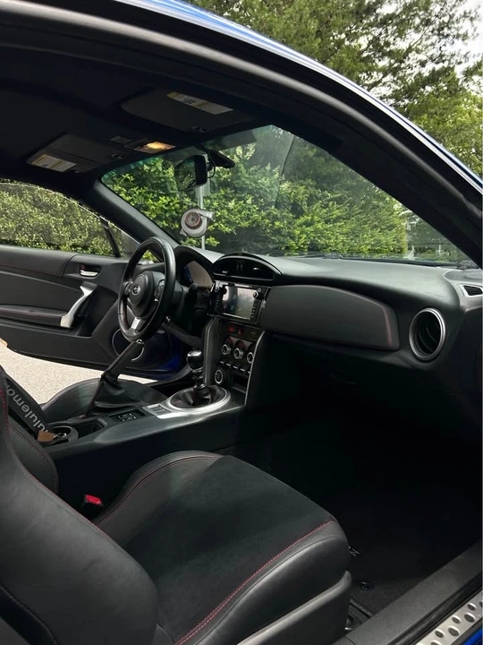 2018 Subaru BRZ 1st Gen - Image 11 of 19