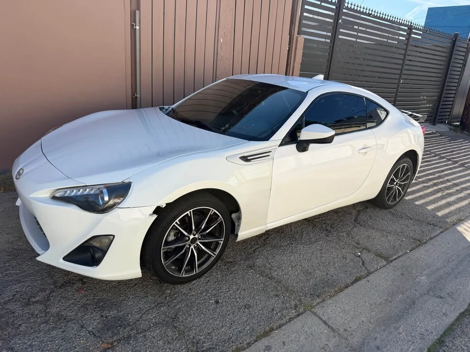2018 Subaru BRZ 1st Gen - Image 2 of 10