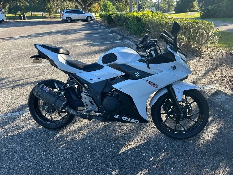 2018 Suzuki GSX-R - Image 2 of 4