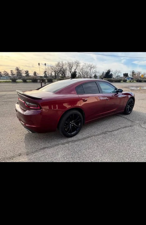 2018 Dodge Charger 7th Gen - Image 2 of 8