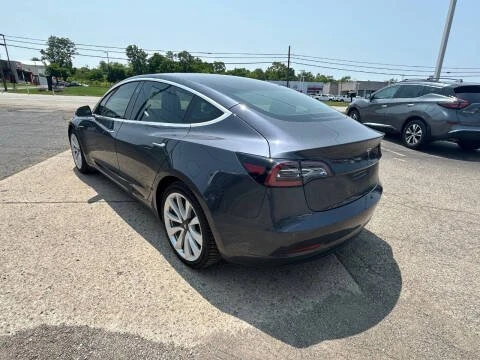 2018 Tesla Model 3 - Image 3 of 4