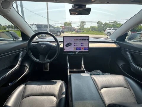 2018 Tesla Model 3 - Image 4 of 4