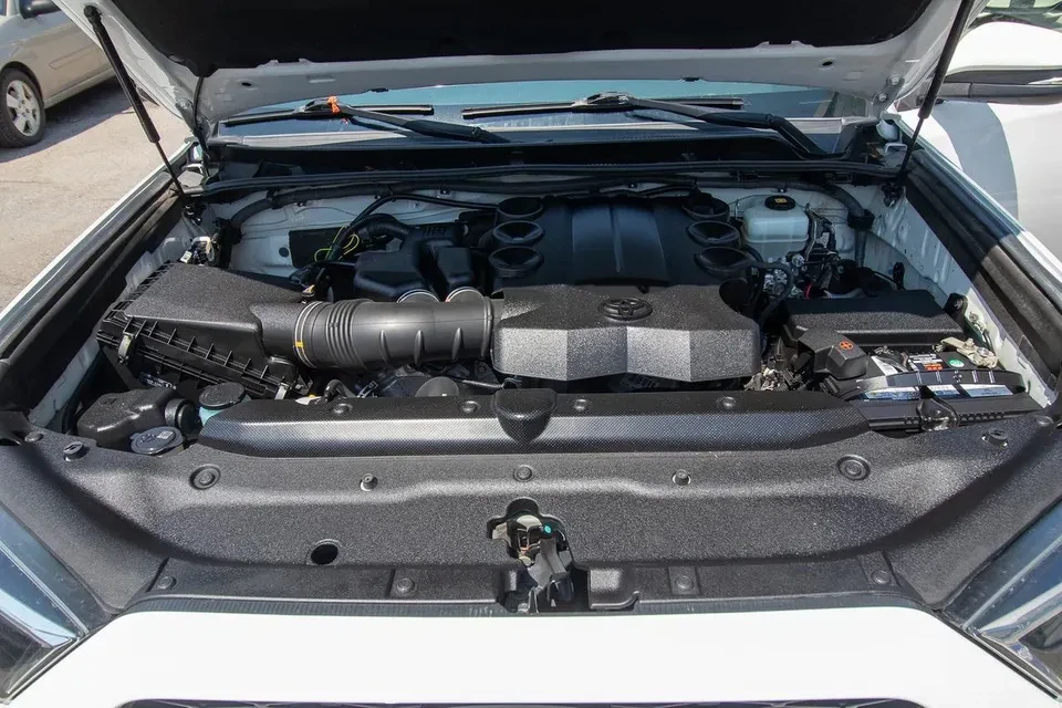 2018 Toyota 4Runner 5th Gen - Image 8 of 18