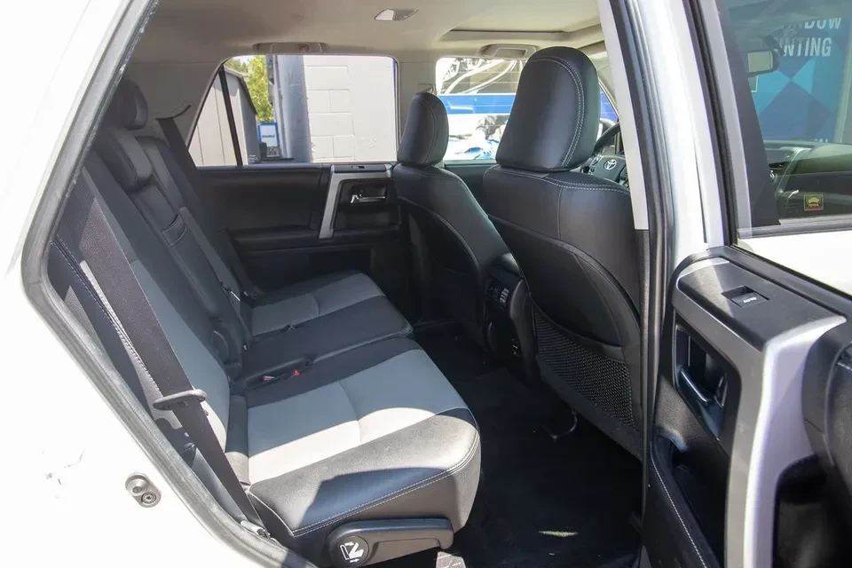 2018 Toyota 4Runner 5th Gen - Image 18 of 18