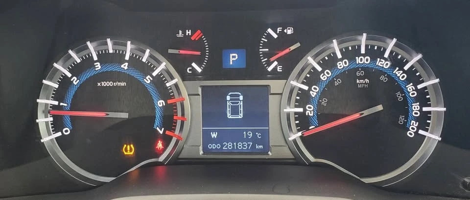 2018 Toyota 4Runner 5th Gen - Image 13 of 20