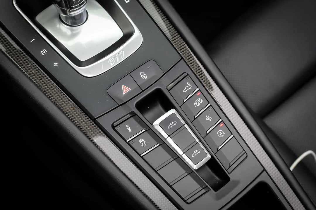 2018 Porsche 991 Targa 4 GTS - Image 19 of 26
