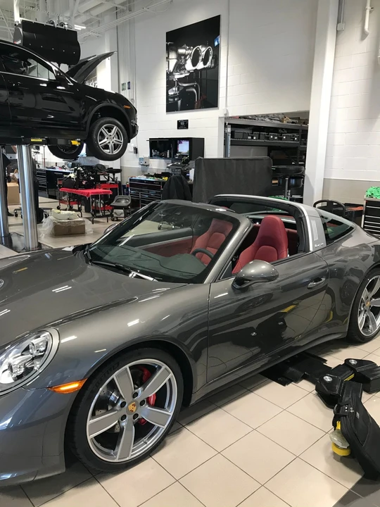 2018 Porsche 991 Targa 4 & 4S - Image 10 of 12