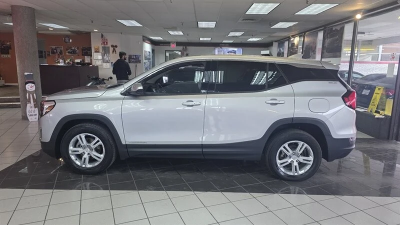 2018 GMC Terrain - Image 2 of 4