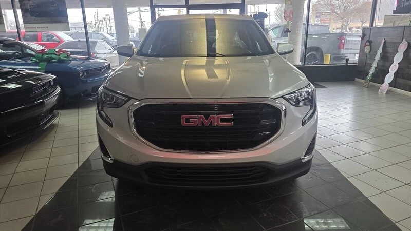 2018 GMC Terrain - Image 3 of 4