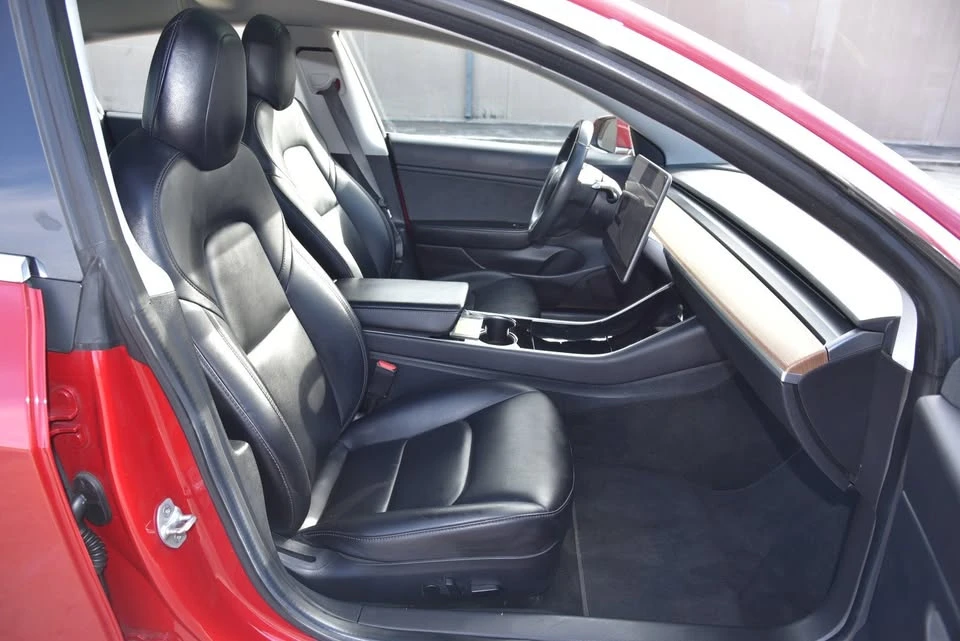 2018 Tesla Model 3 - Image 4 of 9