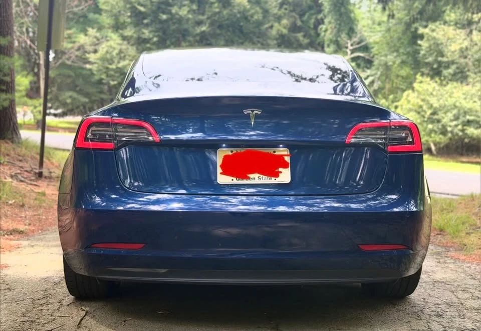 2018 Tesla Model 3 - Image 2 of 7