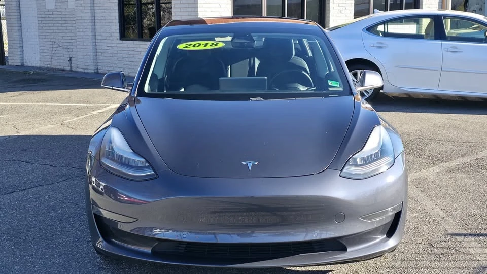 2018 Tesla Model 3 - Image 7 of 18