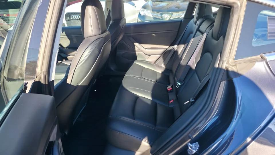 2018 Tesla Model 3 - Image 15 of 18