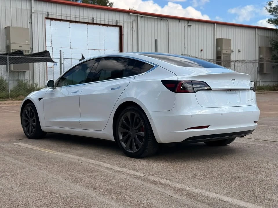 2018 Tesla Model 3 - Image 4 of 13
