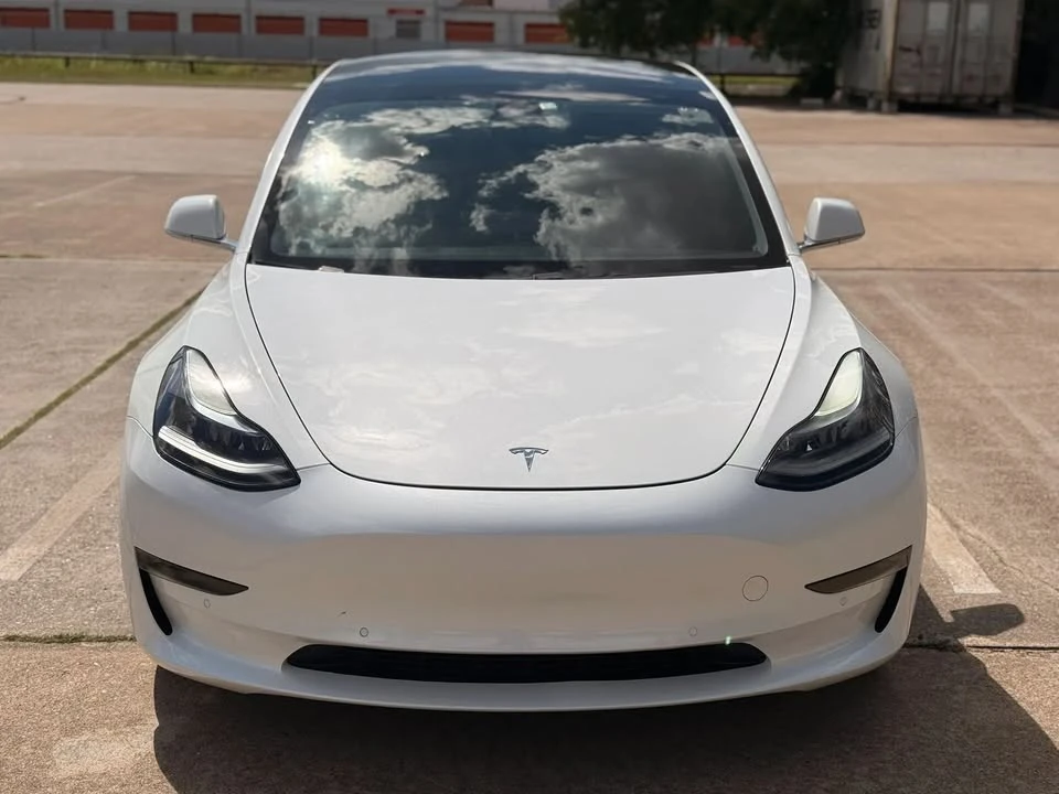 2018 Tesla Model 3 - Image 2 of 13