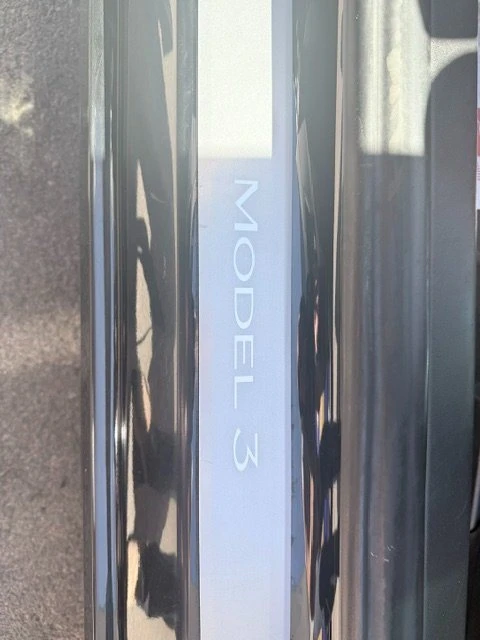 2018 Tesla Model 3 - Image 10 of 10
