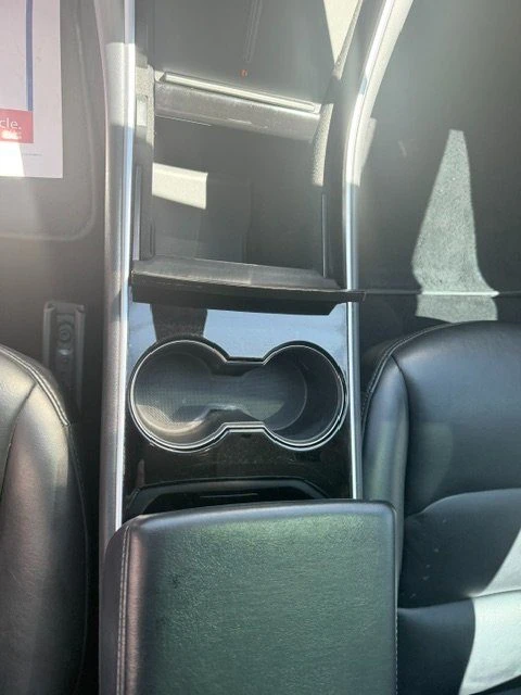 2018 Tesla Model 3 - Image 8 of 10