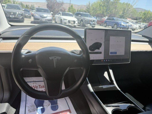 2018 Tesla Model 3 - Image 7 of 10