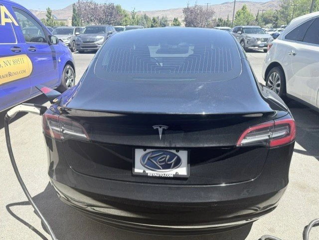 2018 Tesla Model 3 - Image 3 of 10