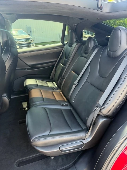 2018 Tesla Model X - Image 12 of 18