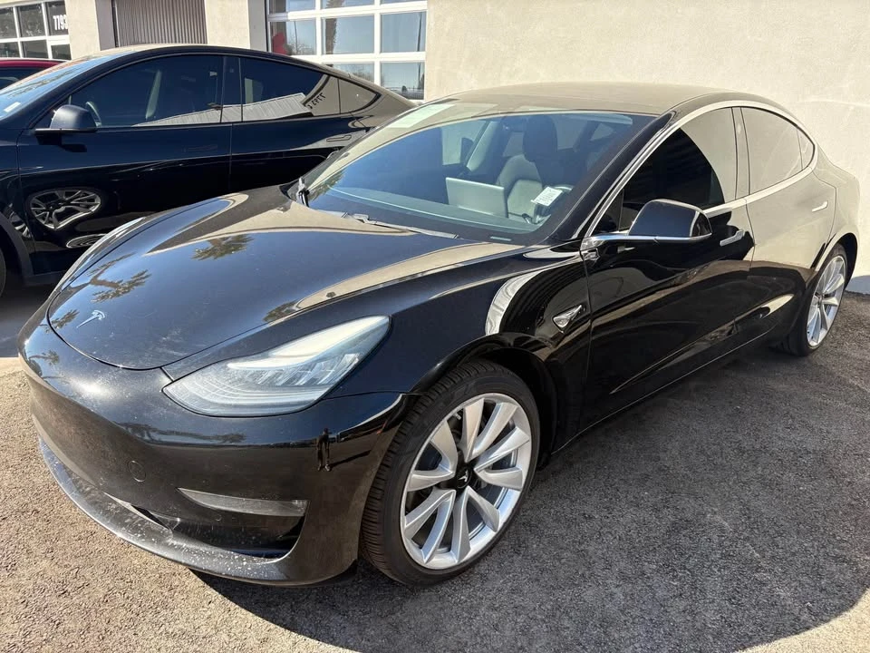 2018 Tesla Model 3 - Image 2 of 5