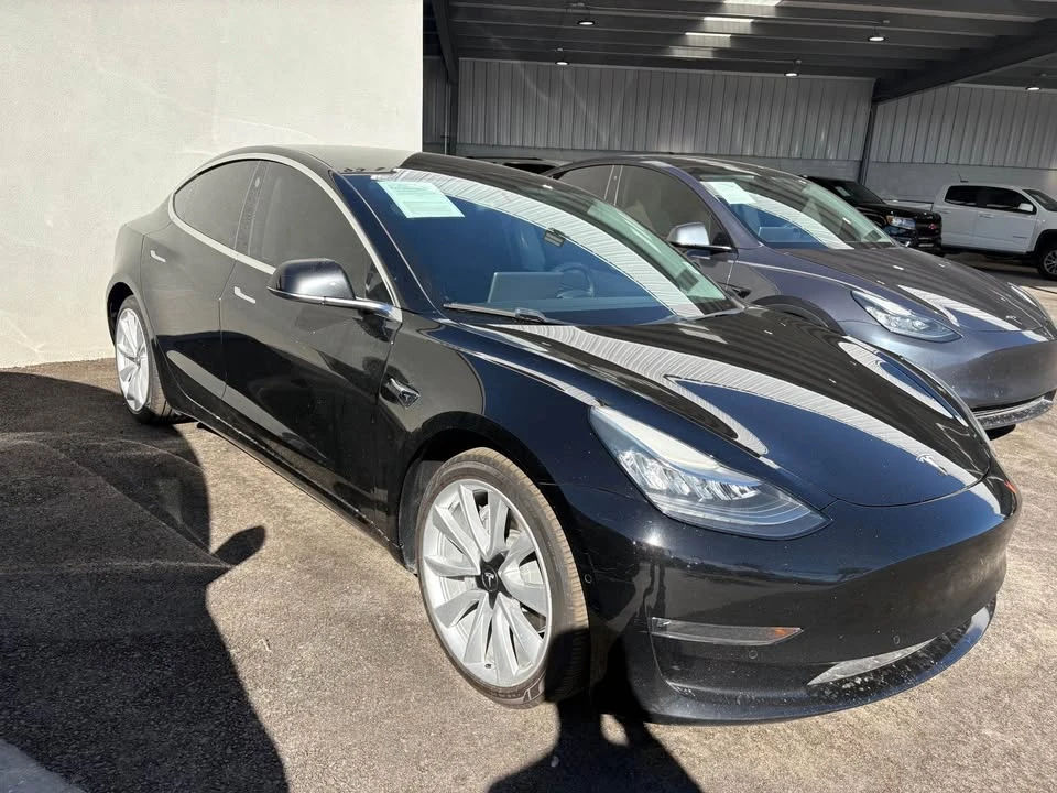 2018 Tesla Model 3 - Image 3 of 5
