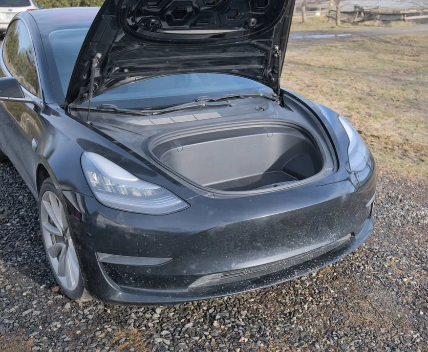2018 Tesla Model 3 - Image 11 of 19