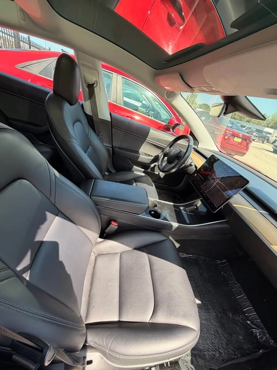 2018 Tesla Model 3 - Image 5 of 7