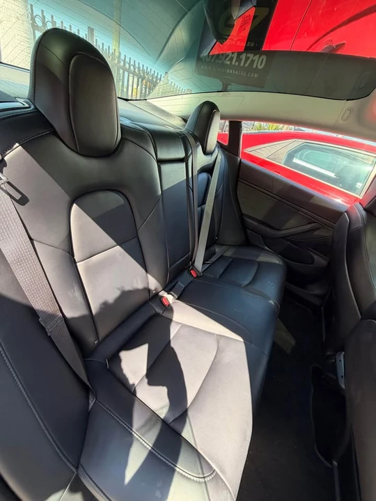 2018 Tesla Model 3 - Image 7 of 7
