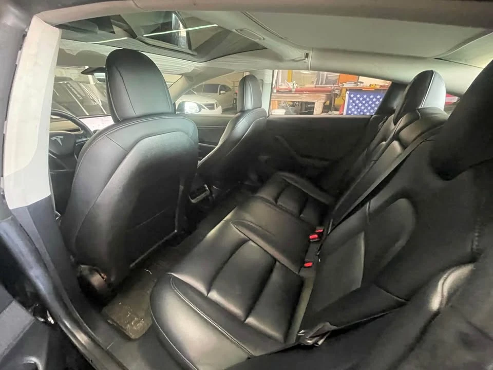 2018 Tesla Model 3 - Image 7 of 9