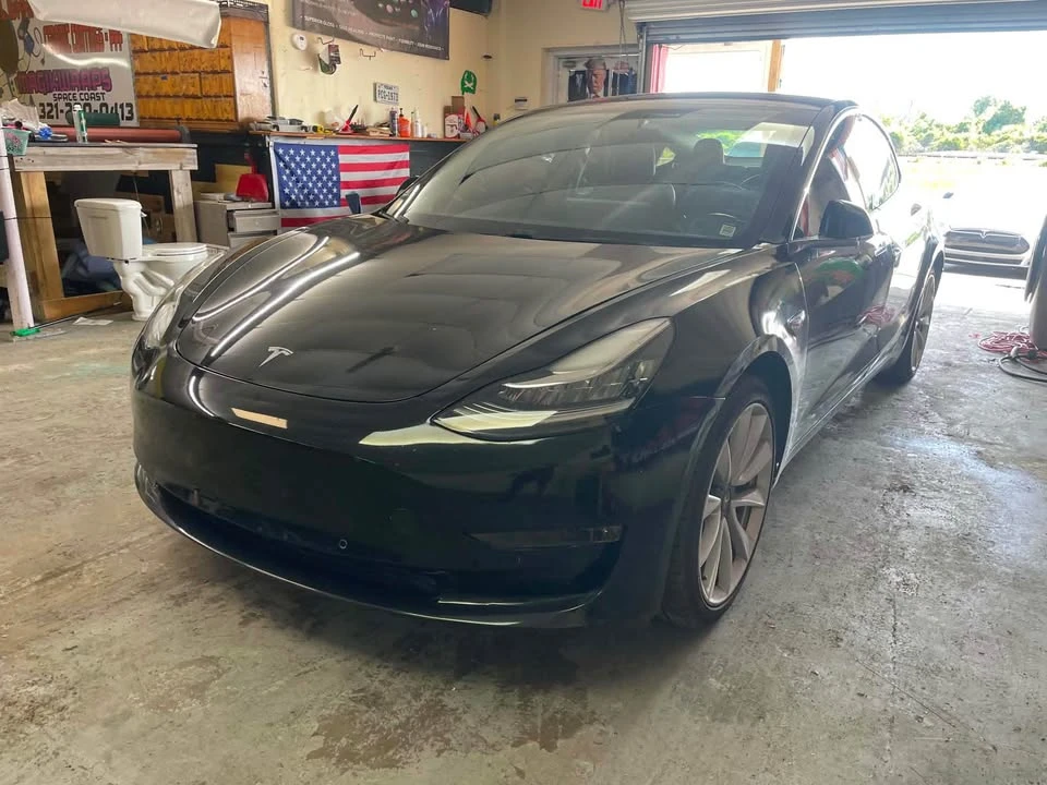 2018 Tesla Model 3 - Image 2 of 9