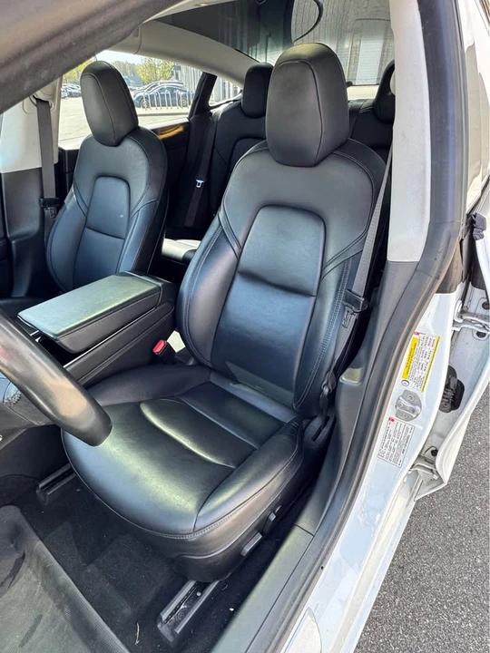 2018 Tesla Model 3 - Image 12 of 18