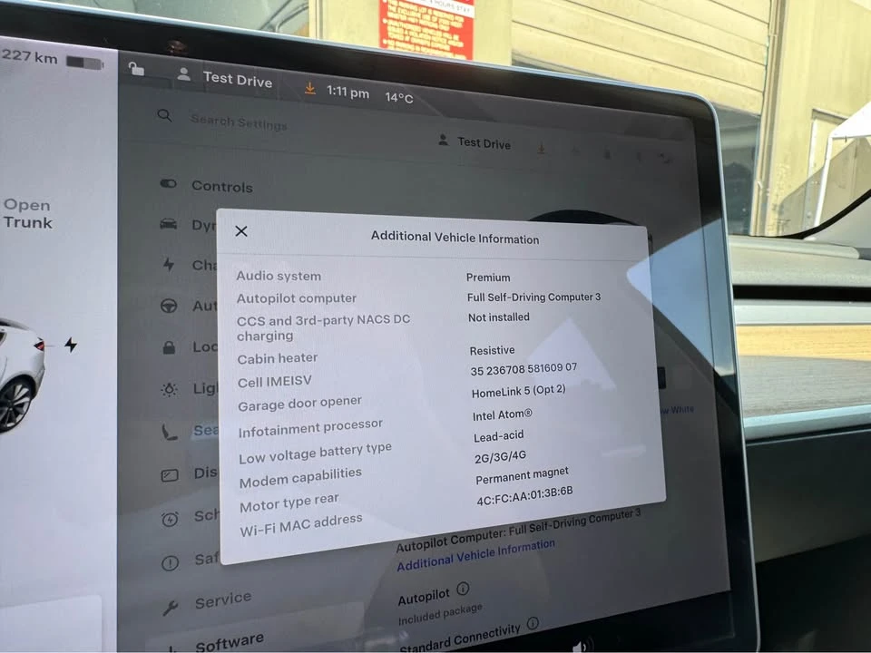 2018 Tesla Model 3 - Image 17 of 18