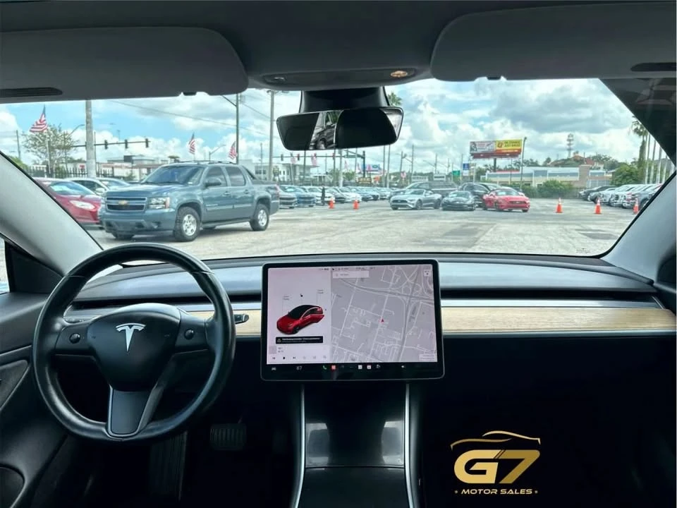 2018 Tesla Model 3 - Image 2 of 6