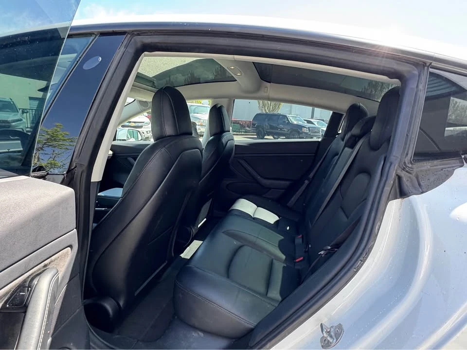 2018 Tesla Model 3 - Image 14 of 18