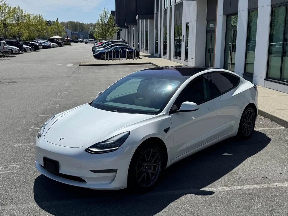 2018 Tesla Model 3 - Image 11 of 18