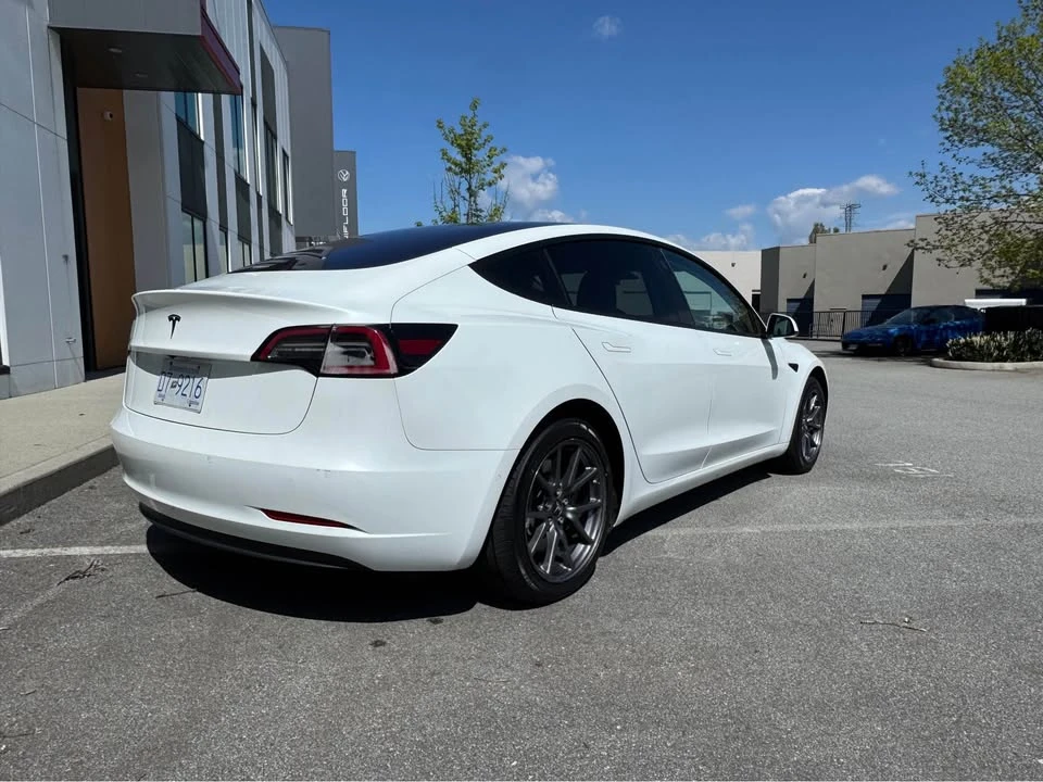 2018 Tesla Model 3 - Image 7 of 18