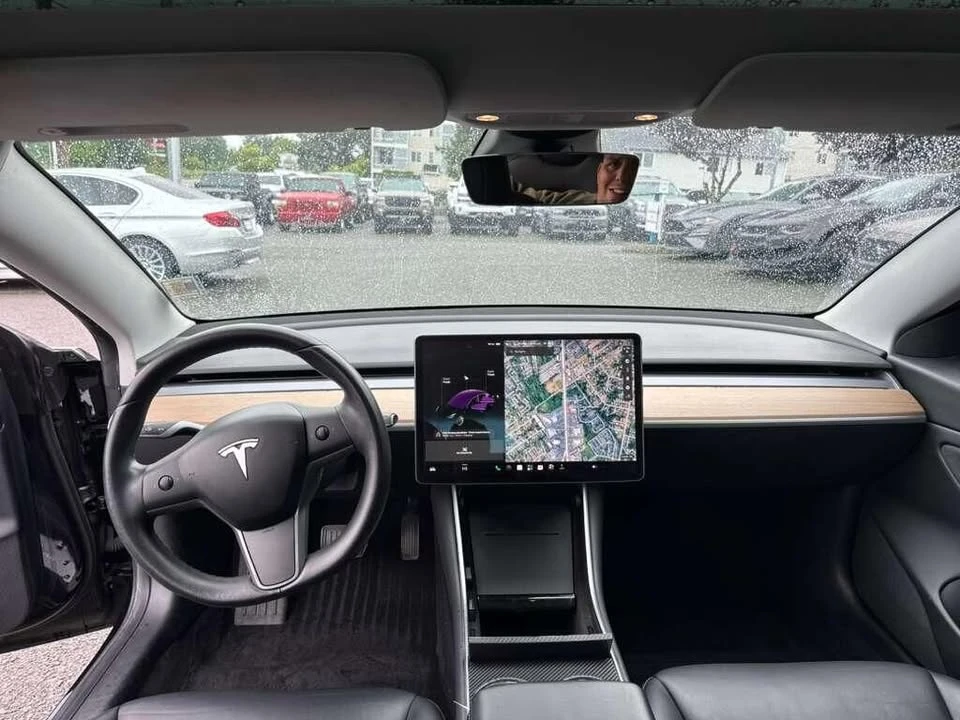 2018 Tesla Model 3 - Image 13 of 20
