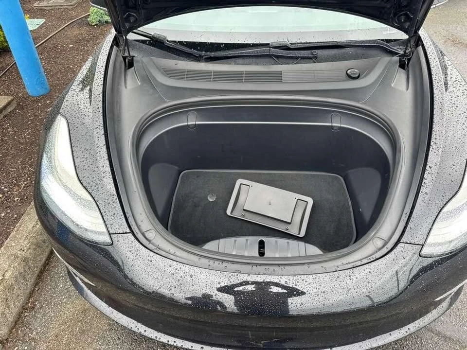 2018 Tesla Model 3 - Image 17 of 20