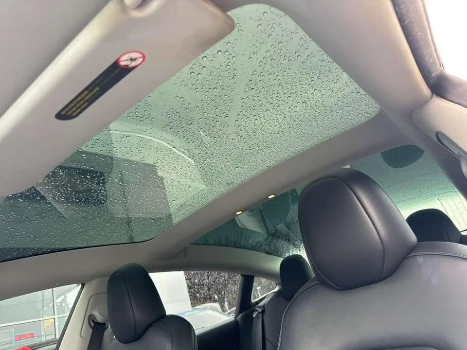 2018 Tesla Model 3 - Image 15 of 20