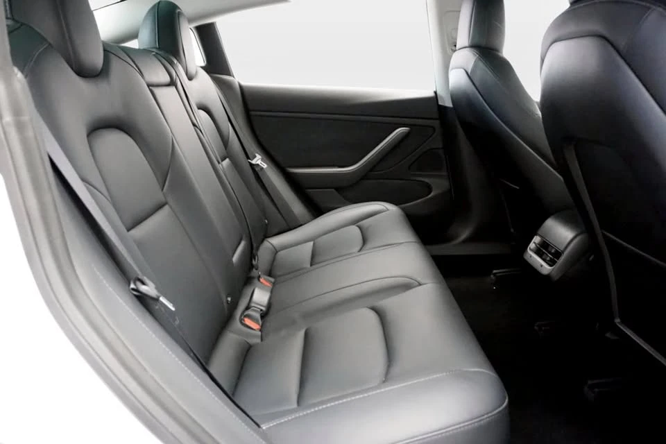 2018 Tesla Model 3 - Image 16 of 20
