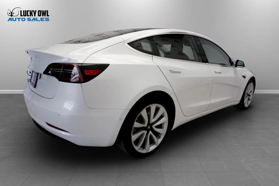 2018 Tesla Model 3 - Image 8 of 20