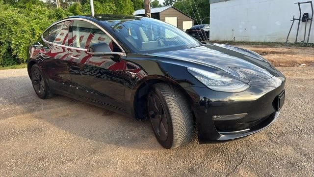 2018 Tesla Model 3 - Image 4 of 20
